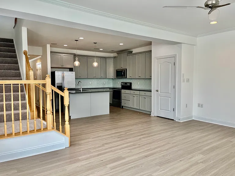 100 Oflannery Ct — Photo 9