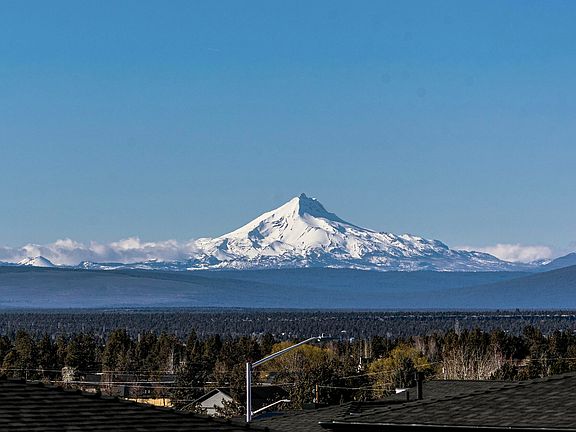 3rd image of 3639 SW 43rd St