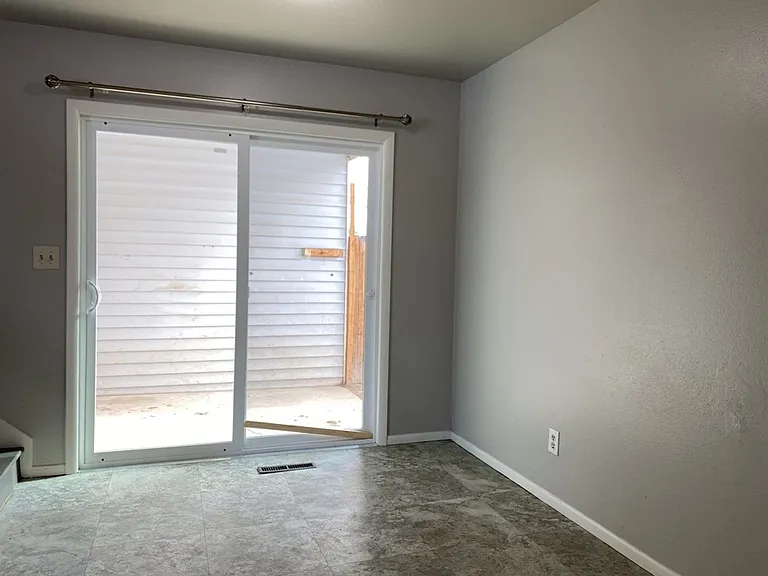 1954 Pecan St #2 — Photo 12