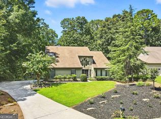 4220 Burns Heritage Trl NE, Roswell, GA 30075