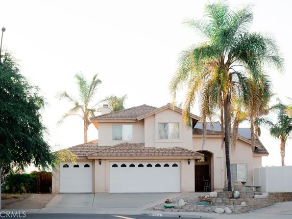 8714 Dania Ct, Santee, CA 92071