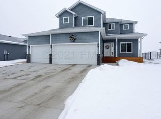 6551 59th Ave S, Fargo, ND 58104