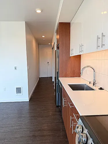 Flow Eastlake Apartments — Photo 72