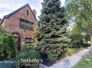 111-34 75th Ave, Flushing, NY 11375