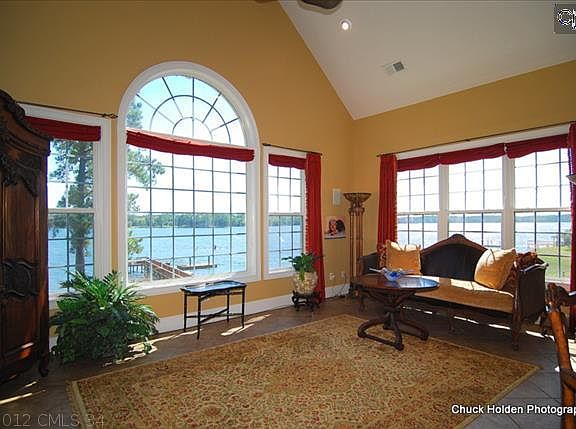 Keeping Room with a View