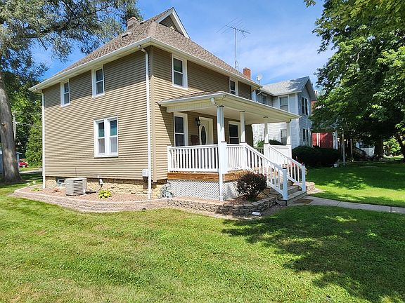 3rd image of 271 S Main St