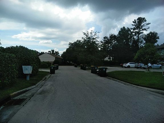 4th image of 8133 Village Gate Ct