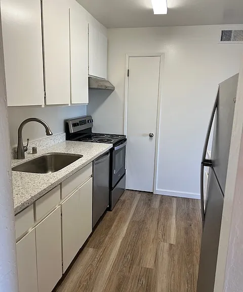 1840 Sequoia Avenue — Photo 16