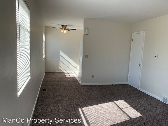 3rd image of 2617 N Gettysburg Ave APT A