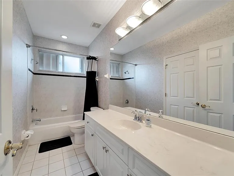 17904 Cachet Isle Dr — Photo 43