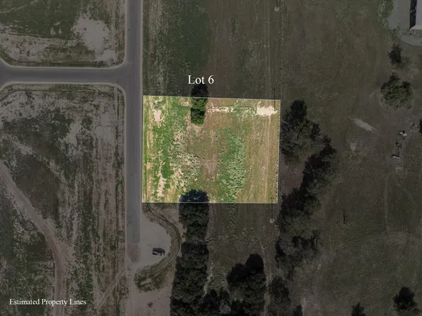 5461 Whispering Willow Dr, Bryan, TX 77808
