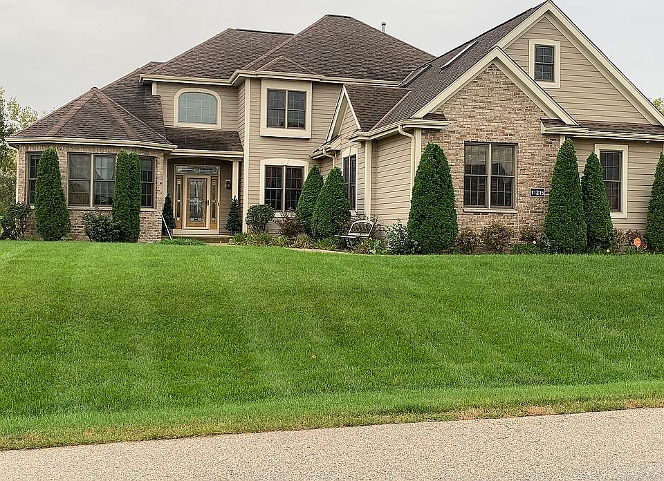 1st image of 11215 W Meadowcreek Dr