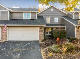 1068 Mattande Ln, Naperville, IL 60540