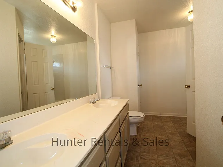4705 Fawn Dr — Photo 18