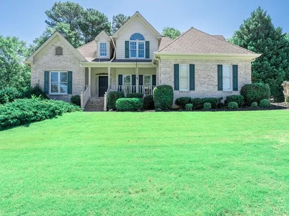 125 Tara Blvd, Loganville, GA 30052