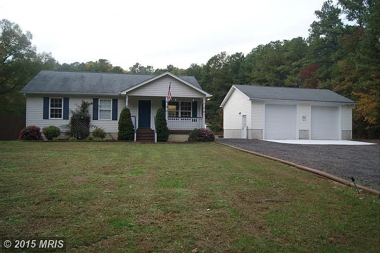 15595 Woodland Point Rd photo 1
