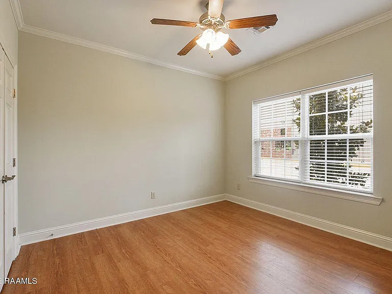 312 Bertrand Dr #201 — Photo 4