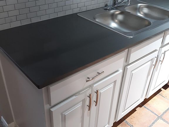 3rd image of 623 W University Ave #5-1
