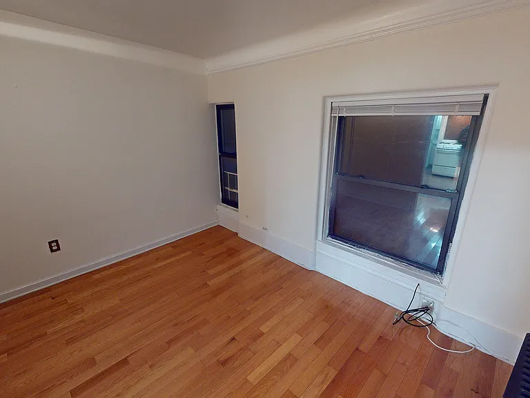 29 E 37th St #5B — Photo 9
