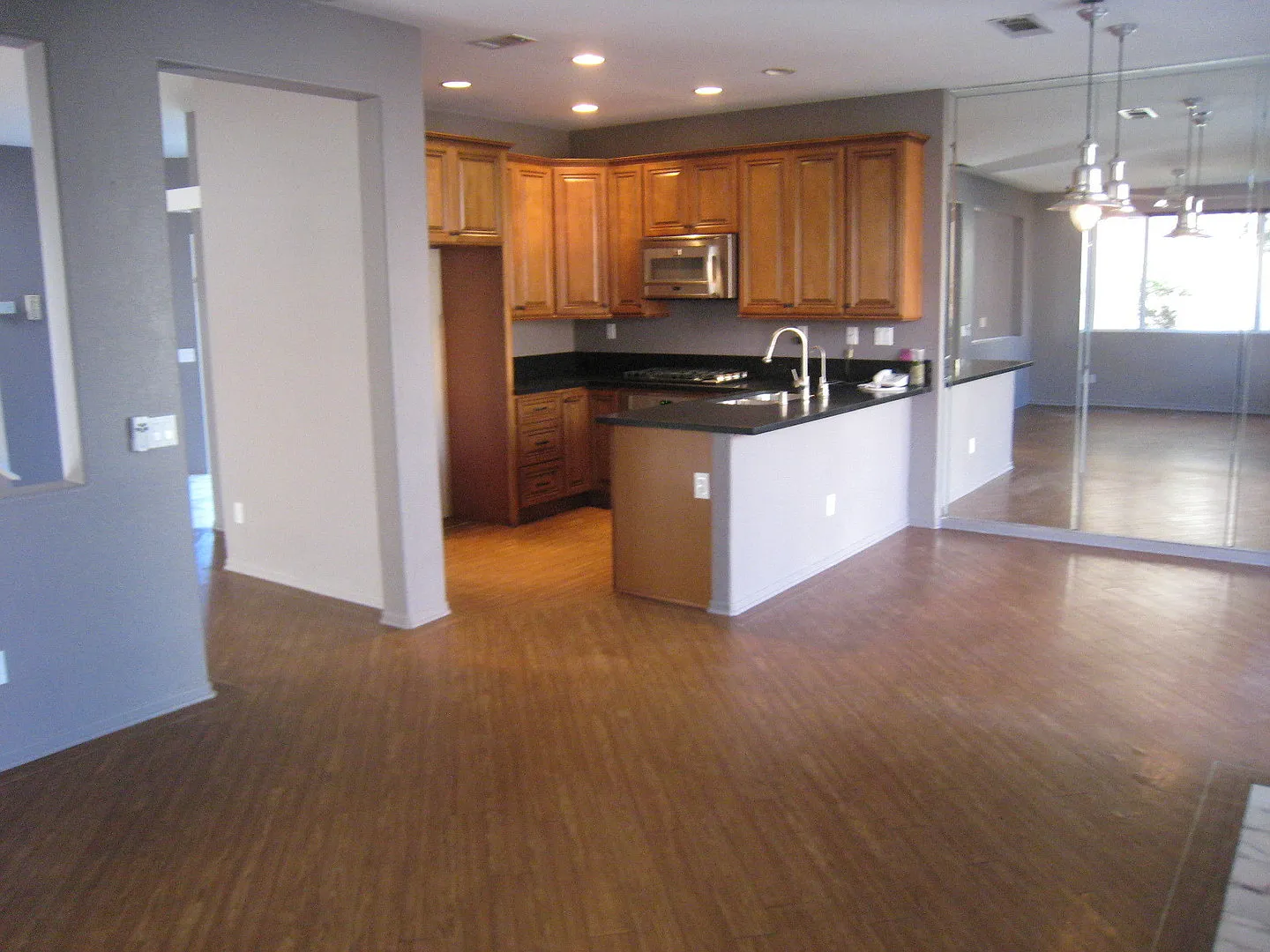 3 Bedroom, 2.5 Bath Home in Sunset Glen (Mira Mesa) — Photo 3