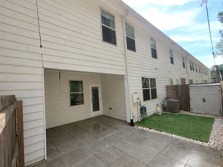 204 Madison Ave — Photo 14
