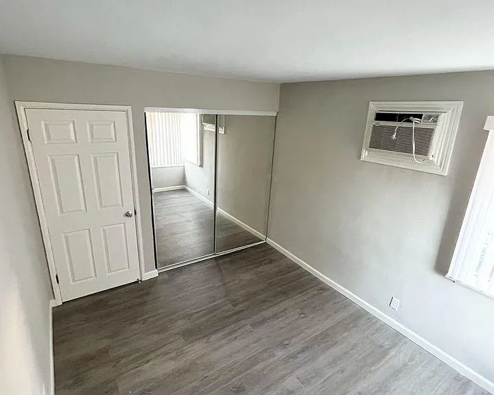 5636 Auckland Ave — Photo 10