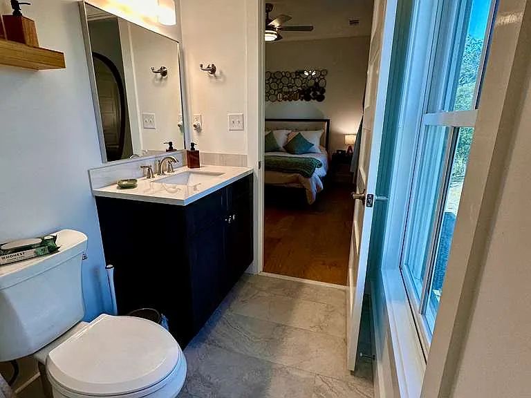 532 E Park Ave #A — Photo 8