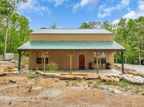 886 Hunters Ridge Dr, Altamont, TN 37301