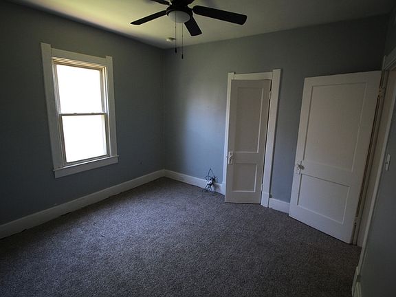 3rd image of 707 E Burnett Ave