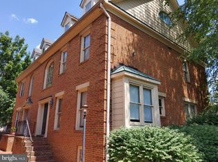 1537 Cedar Ave, Mc Lean, VA 22101