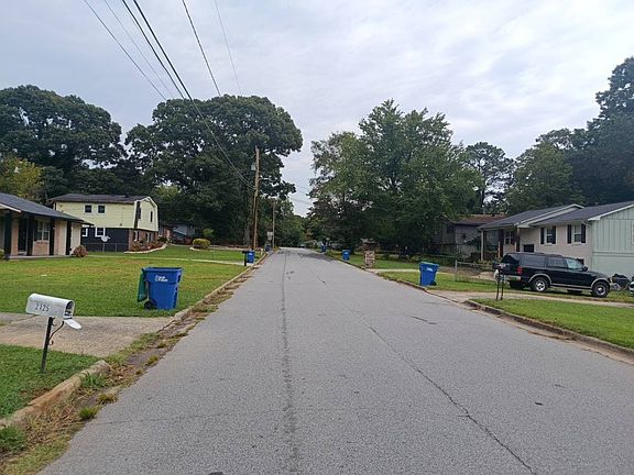 5th image of 2125 Rochelle Way