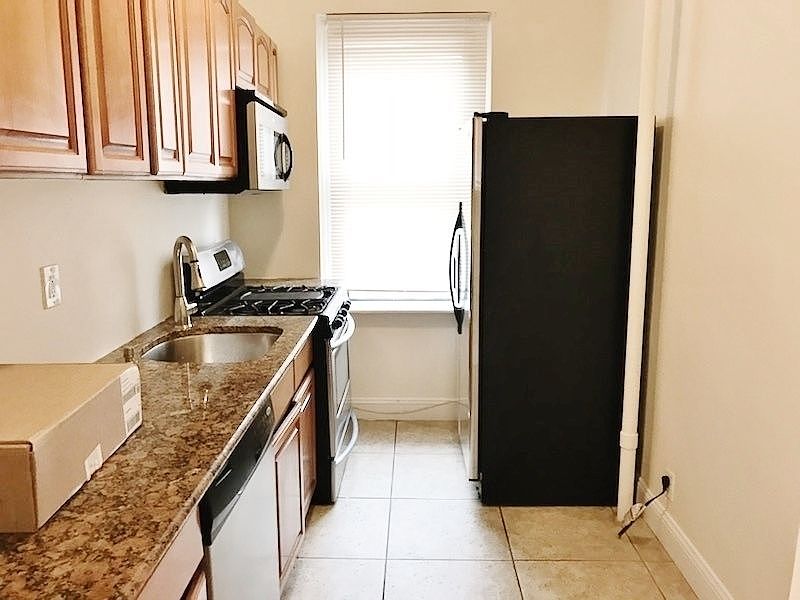 1st image of 21-67 33rd St #4R
