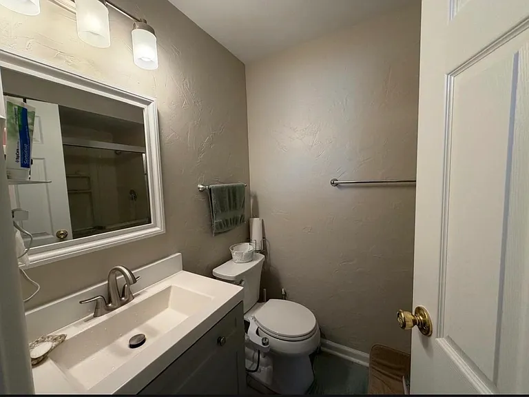 2 Villa Verde Dr #201 — Photo 14