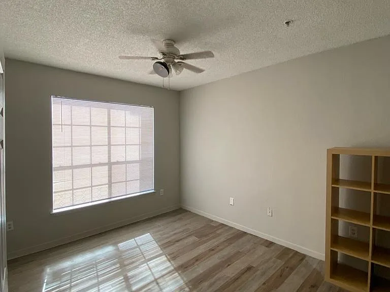 8301 Elm Park Dr #625 — Photo 4
