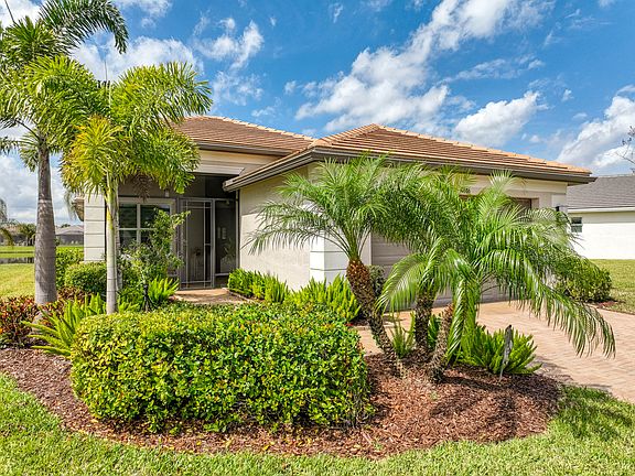 3rd image of 10686 SW Sunray Street