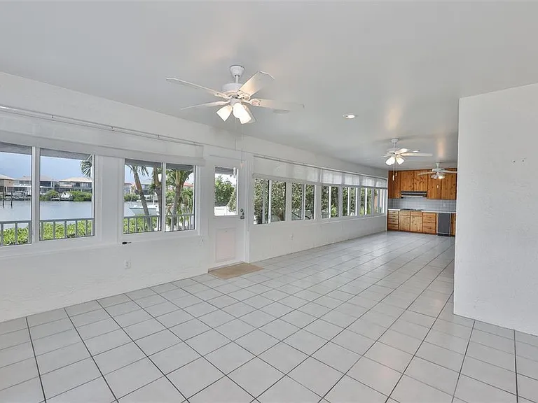 929 Symphony Isles Blvd — Photo 23