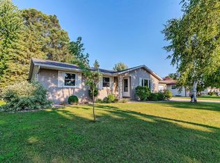 1100 Rosehill Rd, Kaukauna, WI 54130