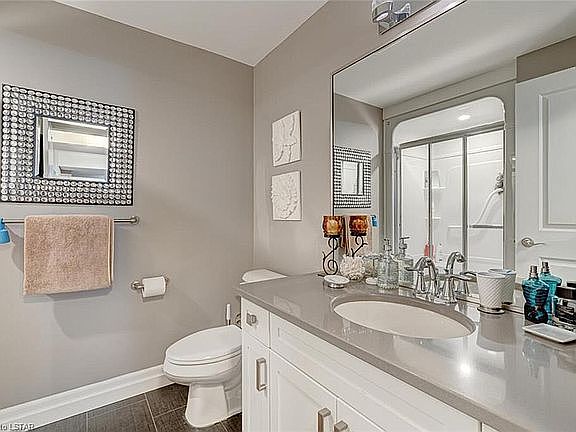 2nd image of 1061 Eagletrace Dr