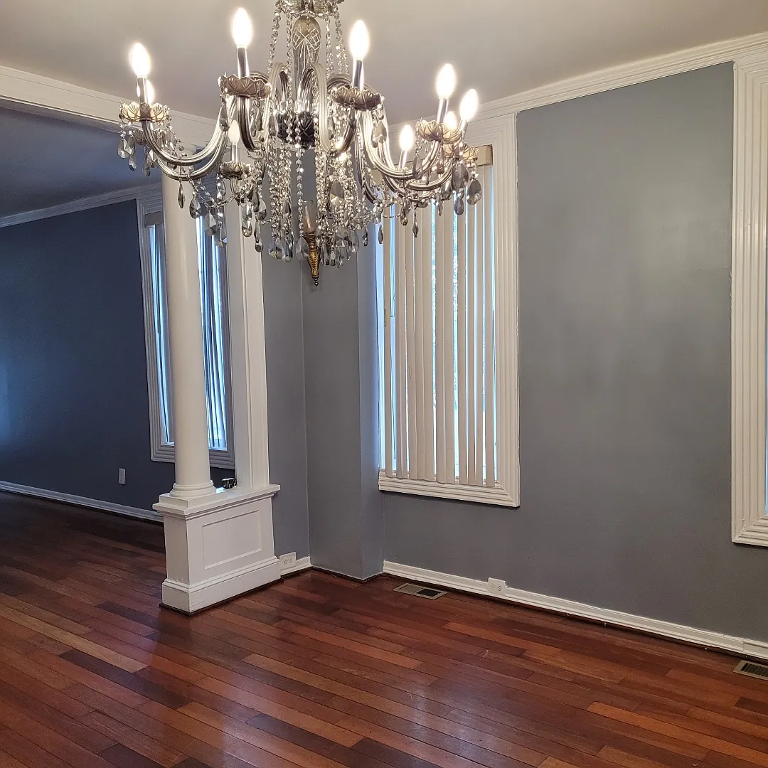 3 bed, 1176 sqft, $2,200 — Photo 3