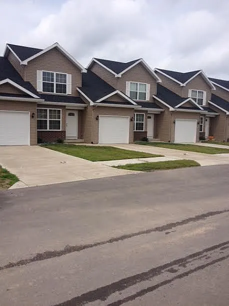 1018 Laura Ln #6