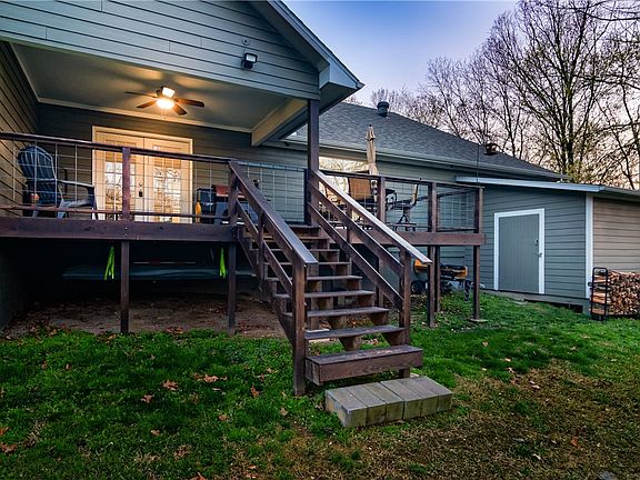 4th image of 73 London Dr