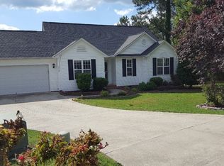 708 Mossburn Ct, Fuquay Varina, NC 27526