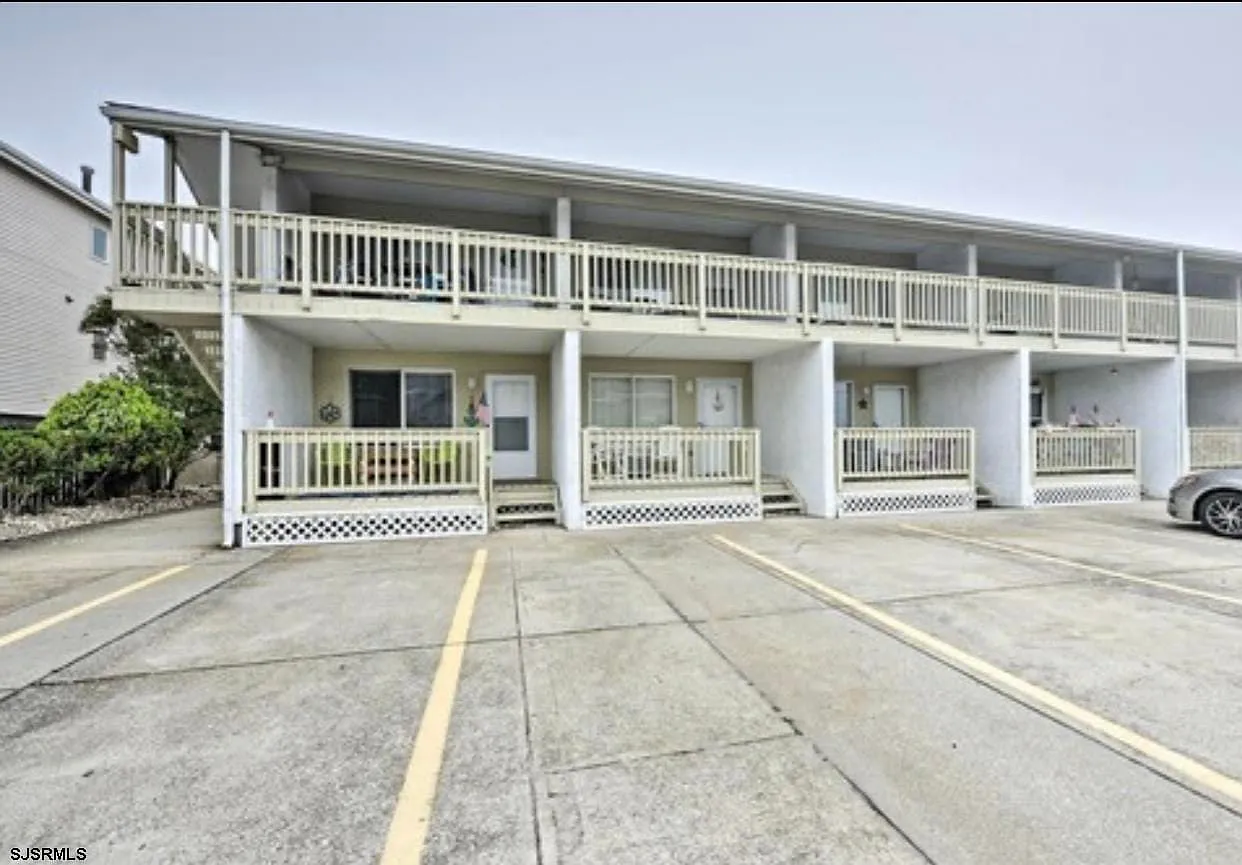 1 bed, 1.0 bath, $1,650 — Photo 1