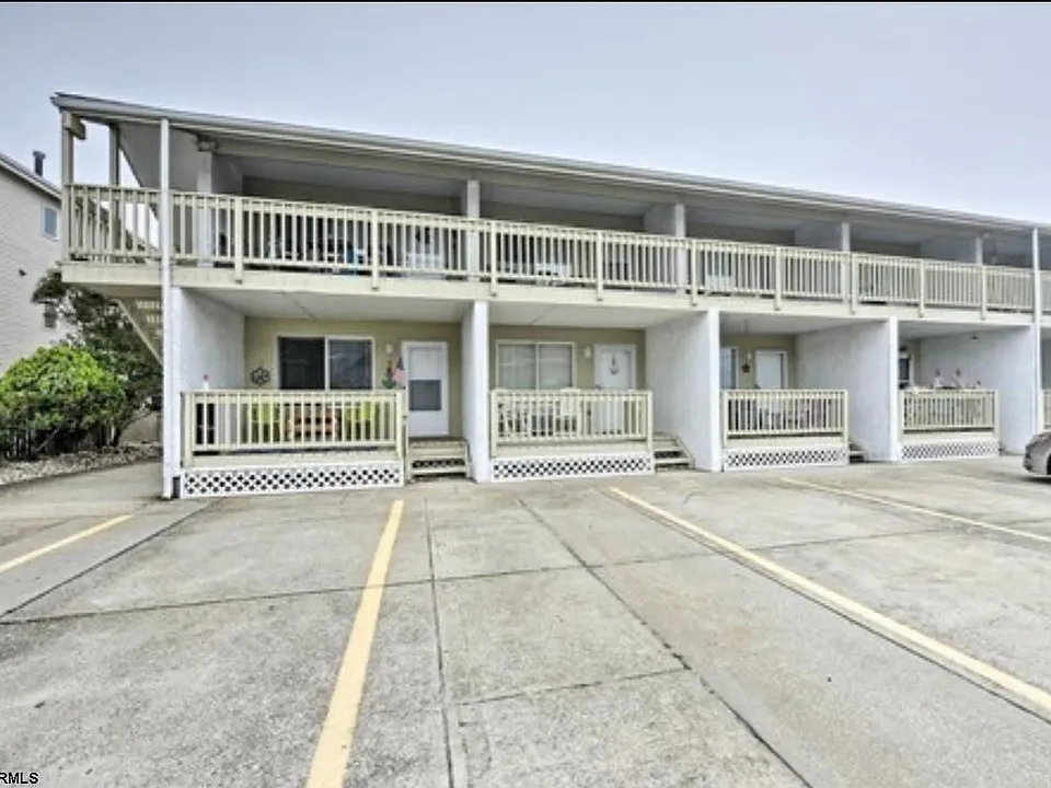 203 E Brigantine Ave #110