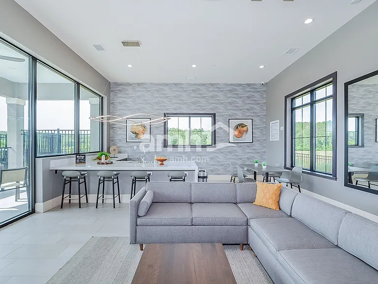 3735 Center Cove Ln — Photo 34