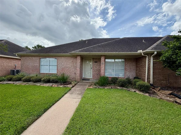 7965 Pecan Dr, Beaumont, TX 77713