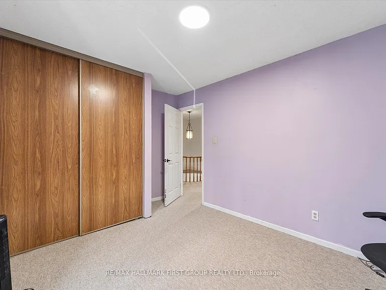 747 Stonepath Cir — Photo 25