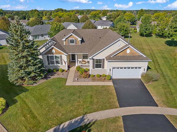 2nd image of 12205 Acorn Ct