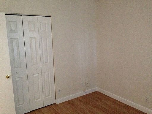 3rd image of 11585 NW 43rd St