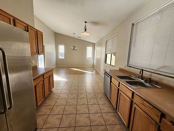 4th image of 12547 W Glenrosa Dr